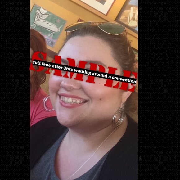 Mary Kay TimeWise Matte-Wear Liquid Foundation for Combination/Oily Skin - Picture 4 of 7